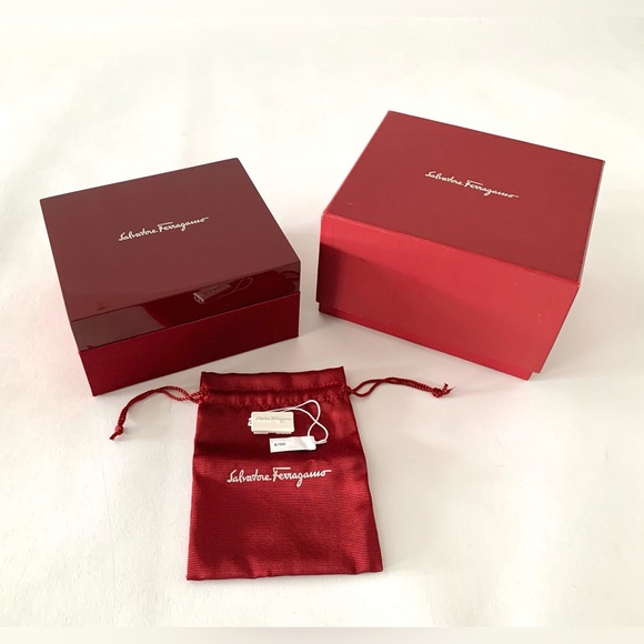 NWT Salvatore Ferragamo Gancino Watch